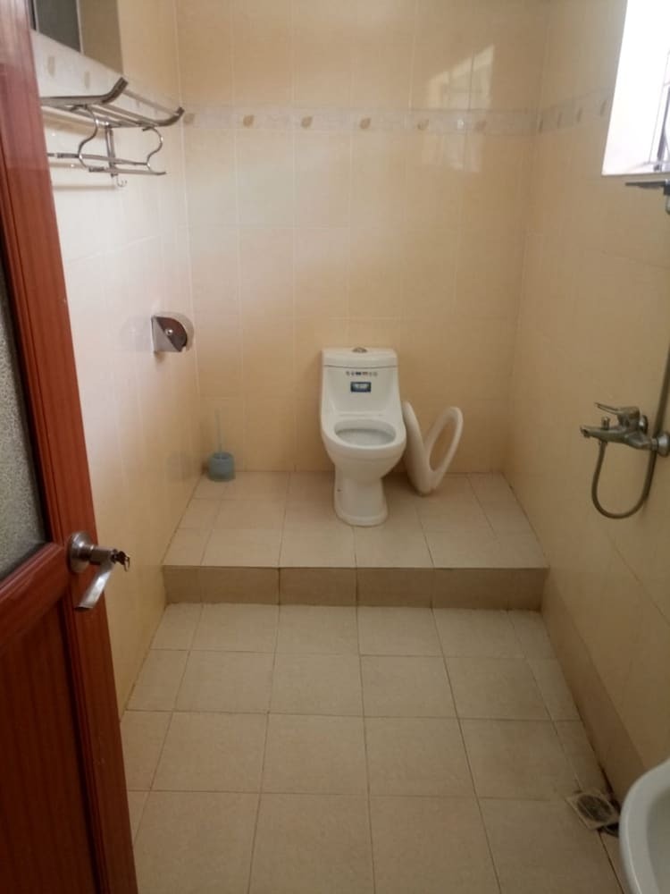 Hotel Flavours Lodge - Gilgil