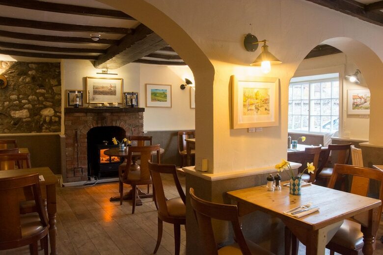 Posada Crown At Aldbourne