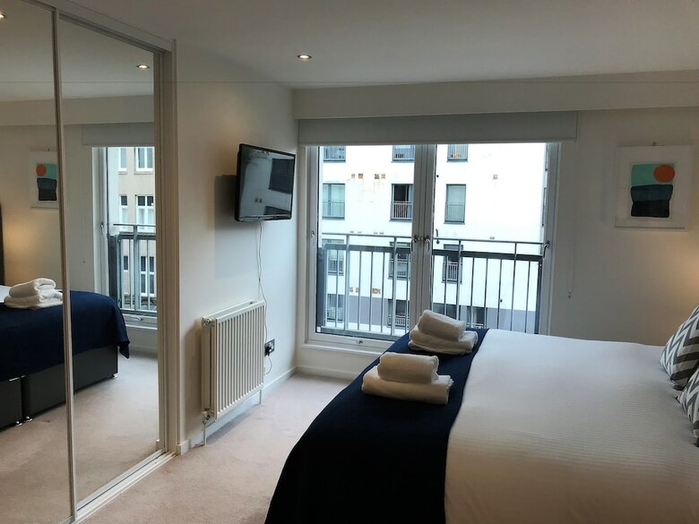 Tolbooth Apartments