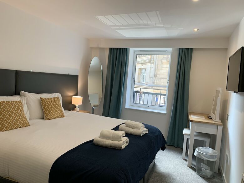 Tolbooth Apartments