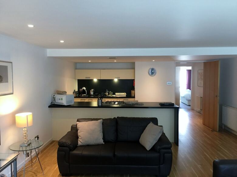 Tolbooth Apartments