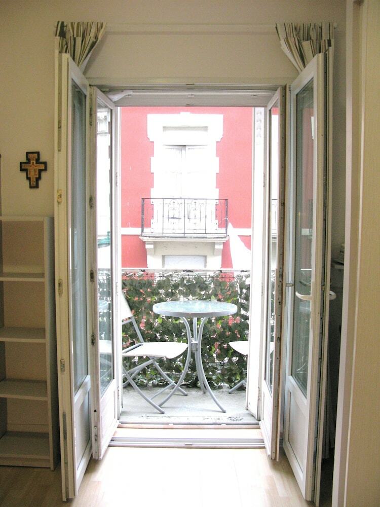 Hotel La Residence Au Berceau de Bernadette