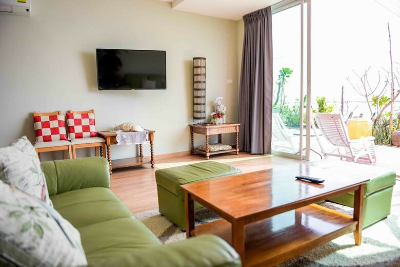 Hotel Seaman Resort