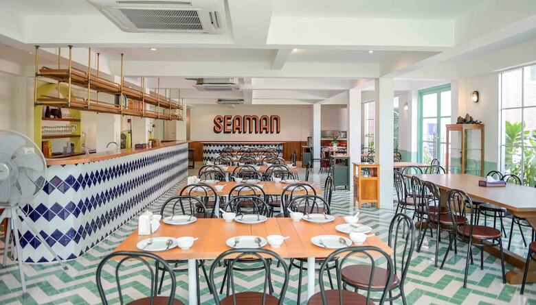 Hotel Seaman Resort