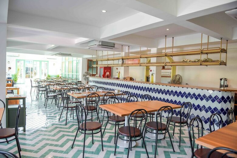 Hotel Seaman Resort