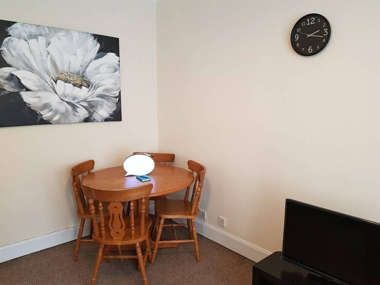 Apartamento Convenient Clean And Comfortable Flat