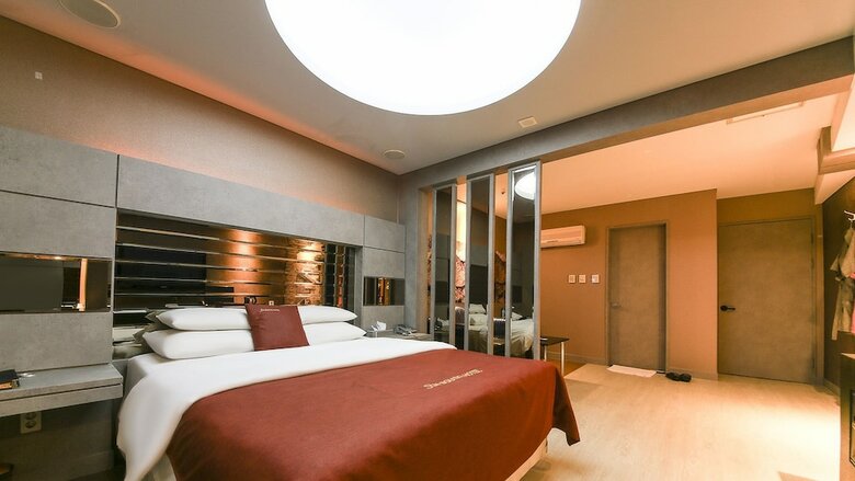 Hotel On