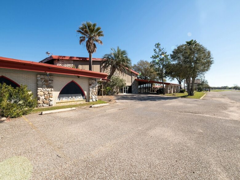Motel Oyo Hotel Bay City Tx-35