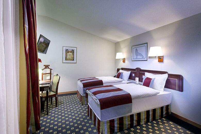 Hotel H�tel Aux Remparts