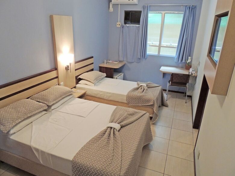 Hotel Harbor Inn Jaragu�