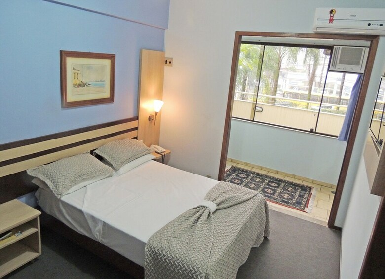 Hotel Harbor Inn Jaragu�