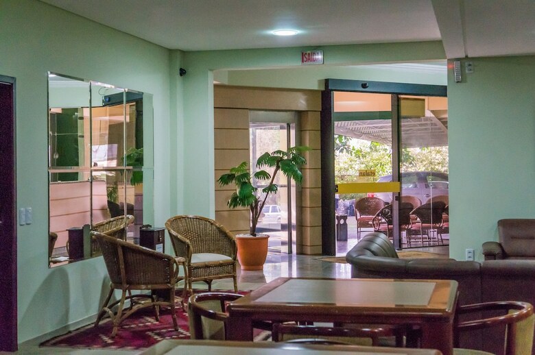 Hotel Harbor Inn Jaragu�