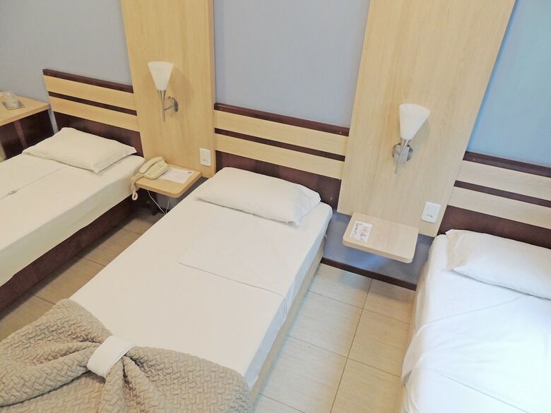 Hotel Harbor Inn Jaragu�