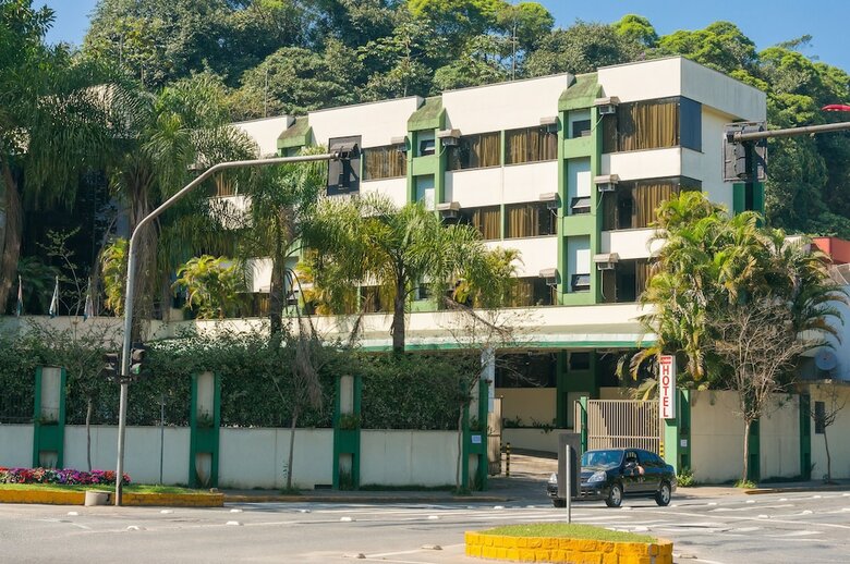 Hotel Harbor Inn Jaragu�