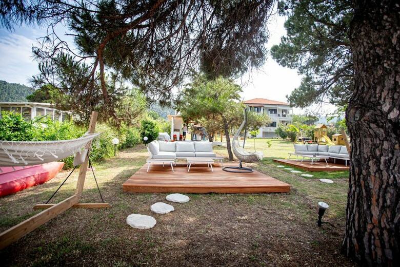 Apartamentos Kokkinos