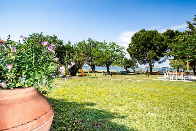 Apartamentos Kokkinos