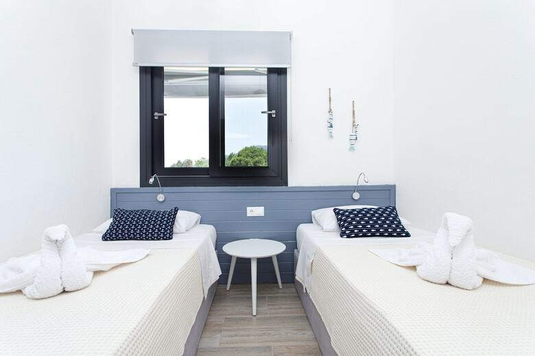 Apartamentos Kokkinos