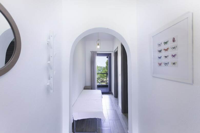 Apartamentos Kokkinos