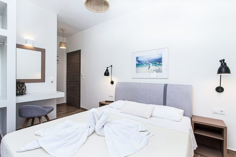 Apartamentos Kokkinos