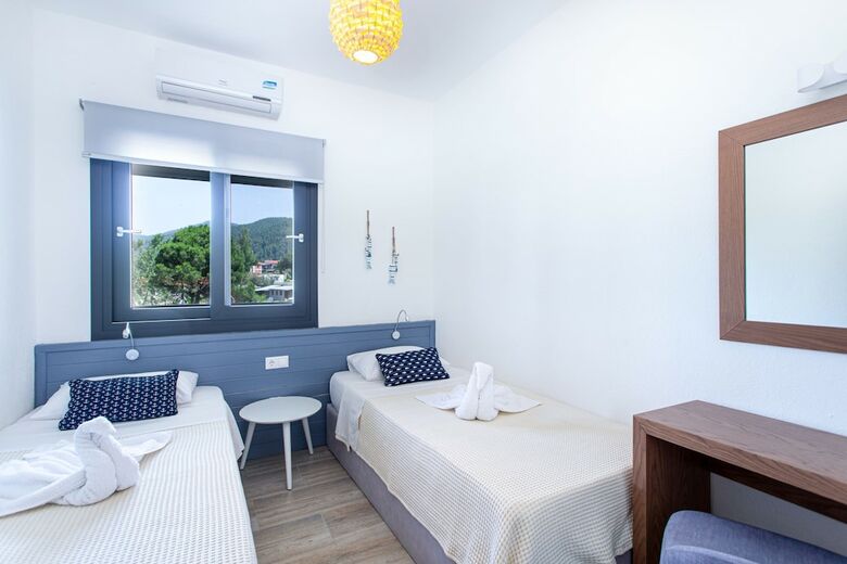Apartamentos Kokkinos