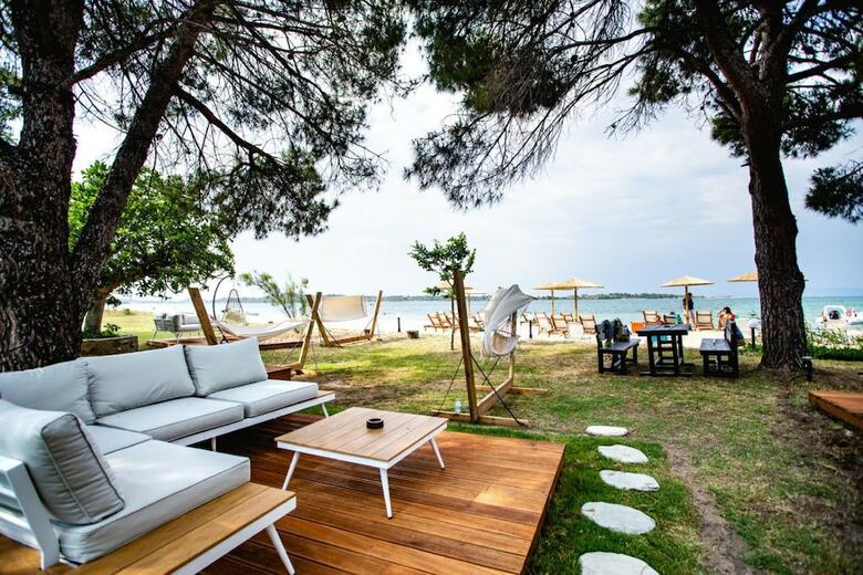Apartamentos Kokkinos
