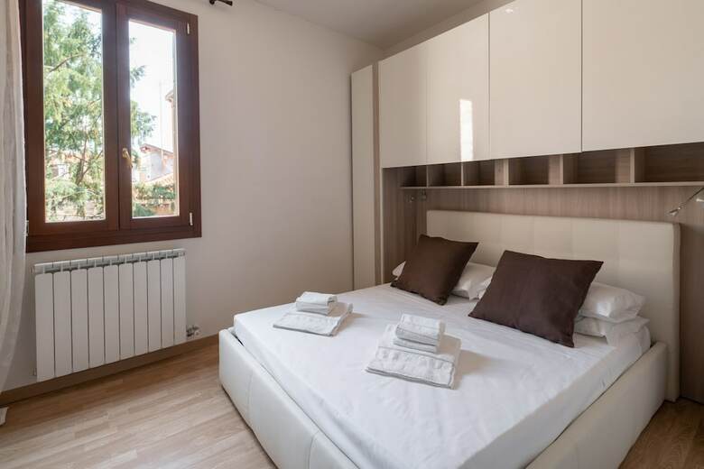 Venice Grand Canal Style Apartment