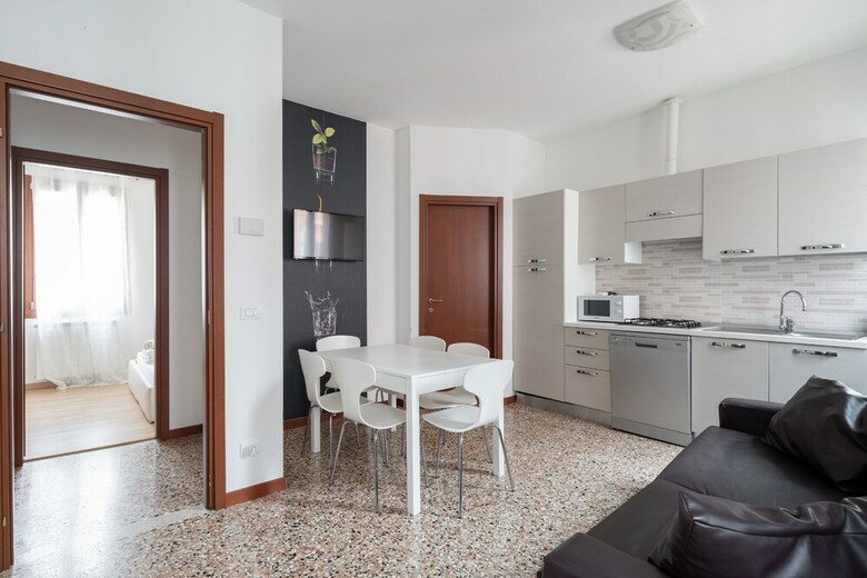 Venice Grand Canal Style Apartment