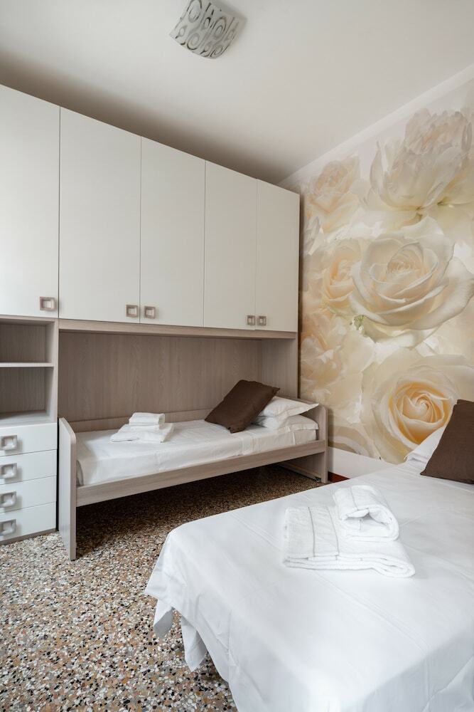 Venice Grand Canal Style Apartment