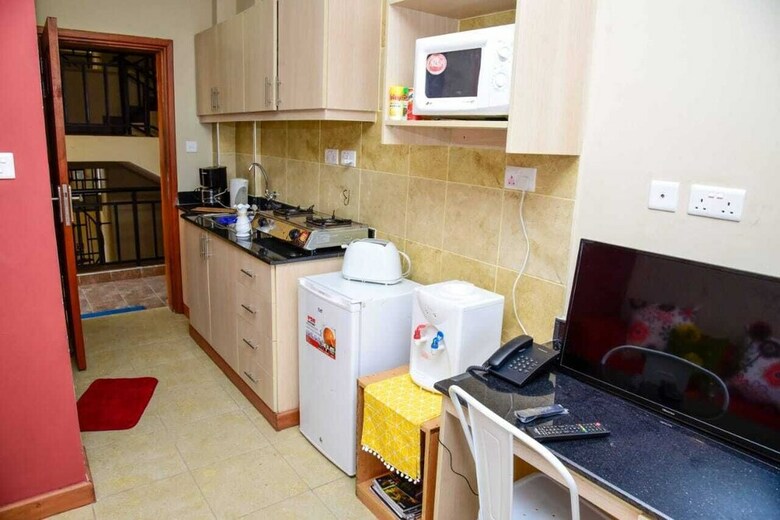 Apartamentos Sherry Homes West Suites