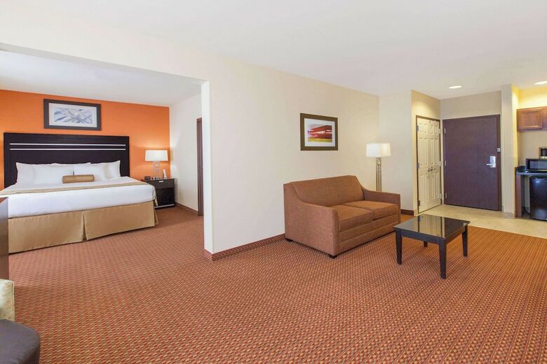 Hotel Wingate By Wyndham Tulsa Ok
