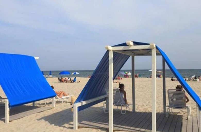 Hotel La Mer Beachfront Resort