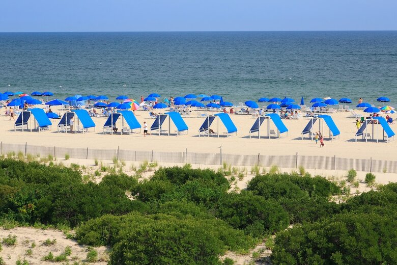 Hotel La Mer Beachfront Resort