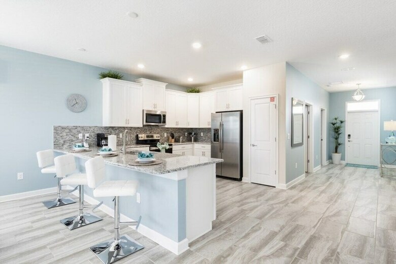 Champions Gate 9042 - Nine Bedroom Pool Home