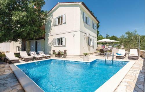 Holiday Home Drenje 28