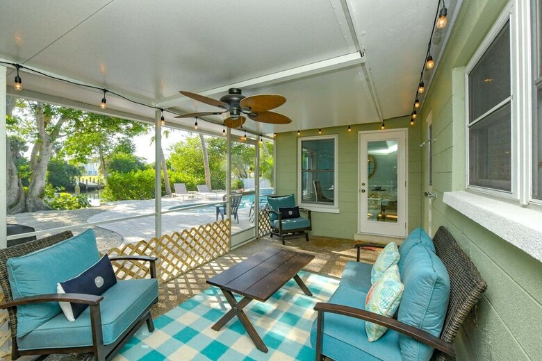Dockside Paradise