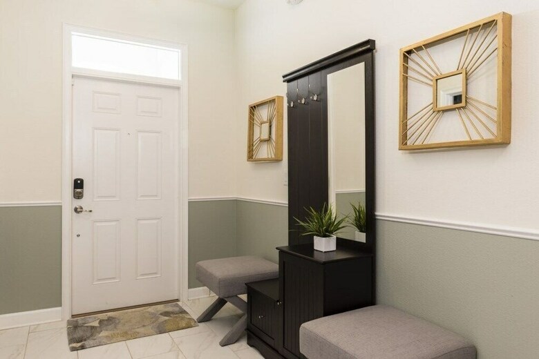 Champions Gate 9048 - Eight Bedroom Pool Home