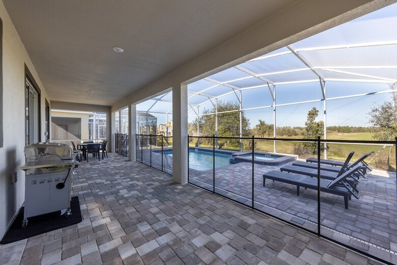 Champions Gate 8837 - Eight Bedroom Pool Home