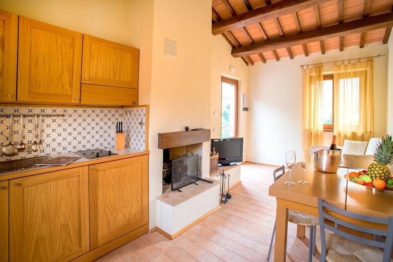 Guesia Village Hotel
