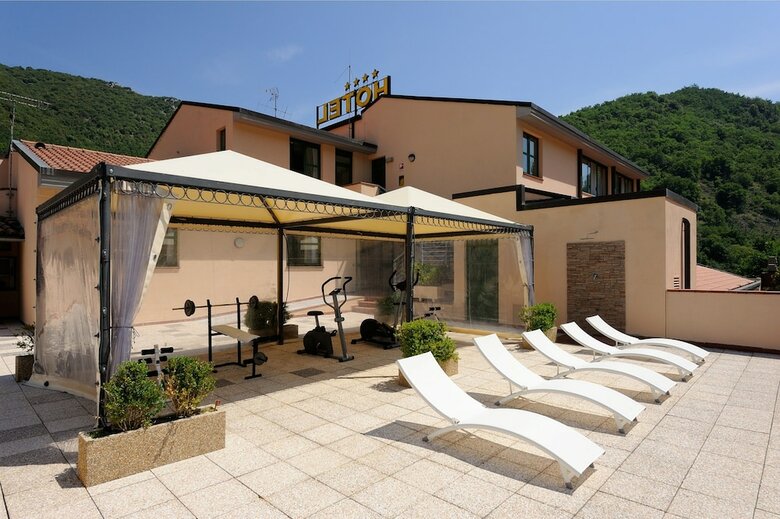 Guesia Village Hotel