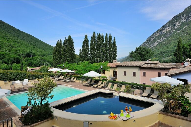 Guesia Village Hotel