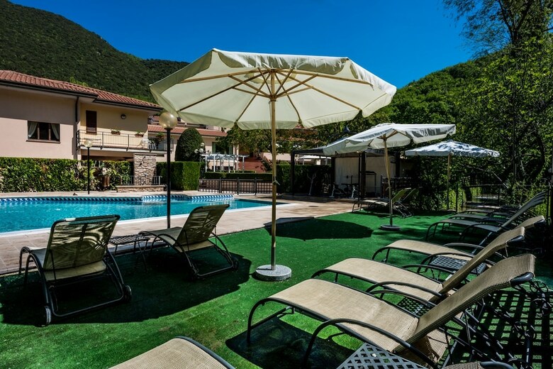 Guesia Village Hotel