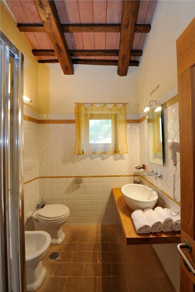 Guesia Village Hotel