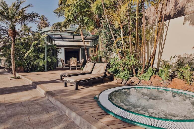 The Circular Villa, Jacuzzi