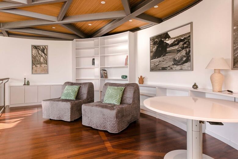The Circular Villa, Jacuzzi