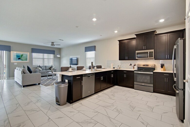 Huge 9-bed Championsgate Resort Home-1533fd
