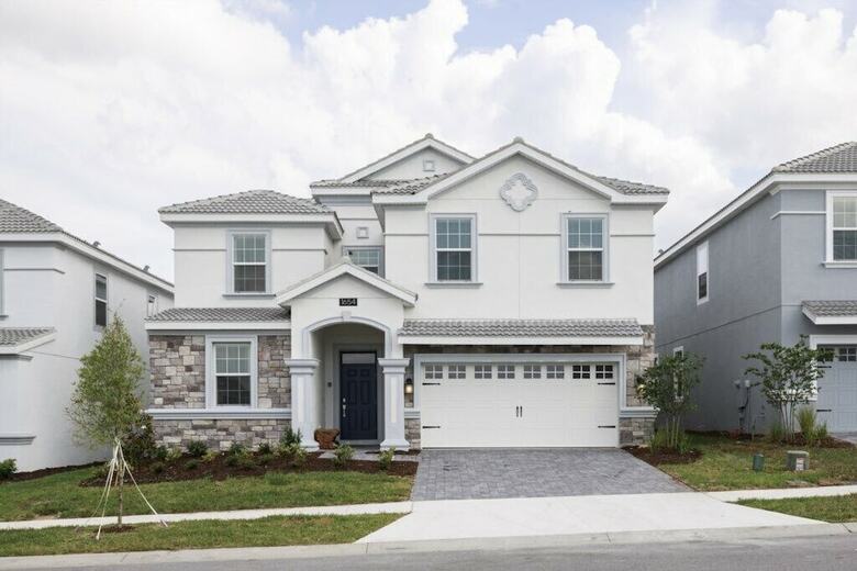 Champions Gate 1654 - Eight Bedroom Pool Home
