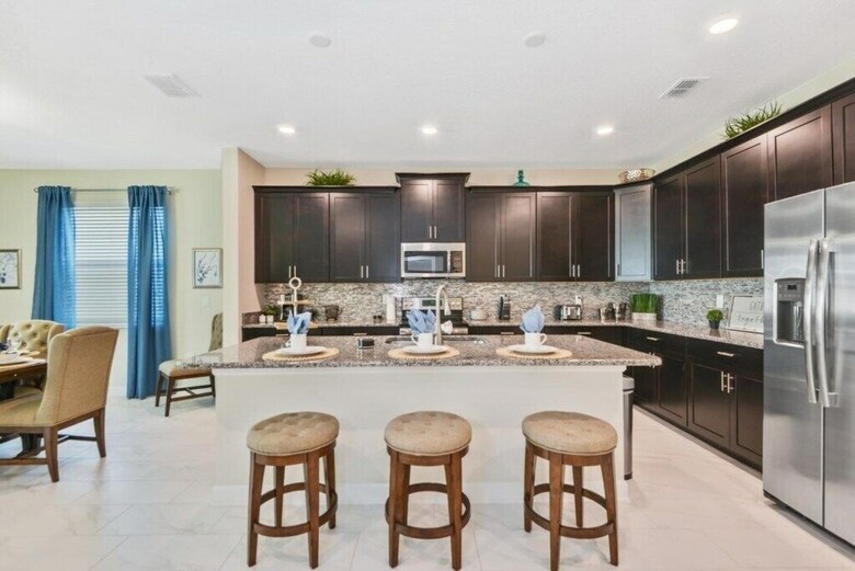 Champions Gate 1588 - Six Bedroom Pool Home