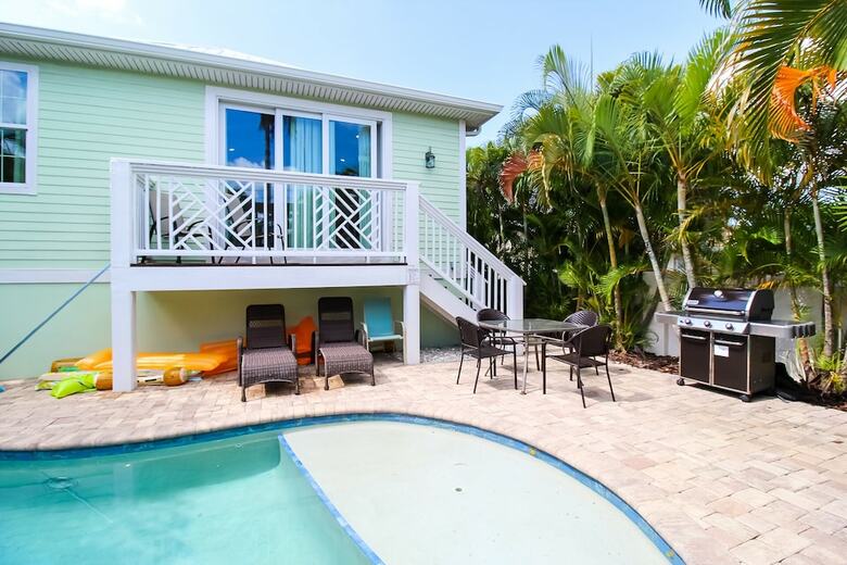 Villa Sea Glass Retreat