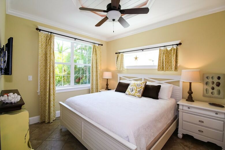 Villa Sea Glass Retreat