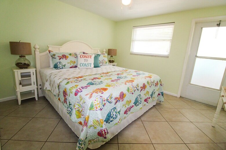 Sandy Toes And Feet Retreat